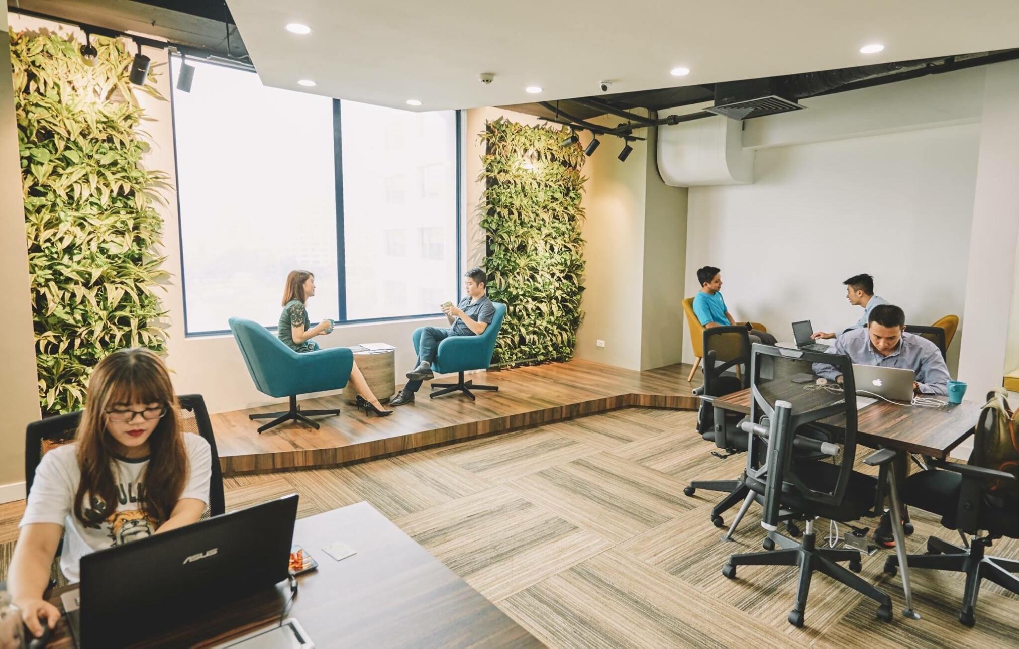 Почему утренняя растяжка после 60 работает иначе